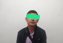 Водителя маршрутки, отказавшегося везти женщину с ребенком и коляской, уволили