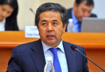 Үй камагында жаткан Тайырбек Сарпашев абакка киргизилди