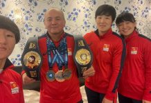 Наши медалистки вернулись с чемпионата мира. Как их встретили?