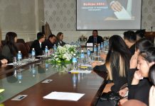 В Бишкеке молодежь озвучила свои ожидания и опасения от предстоящих выборов в ЖК