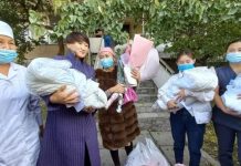 Жакында төрөлгөн үч эм кызга Айсулуу Тыныбекова барды