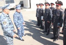 Октябрь Урмамбетов Баткен облустук ички иштер бөлүмдөрүнүн өздүк курамы менен таанышты