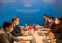 Кыргызстан менен Монголиянын тышкы иштер министрлери жолукту