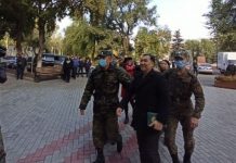 Выборы в ЖК. ЦИК зарегистрировала Равшана Джеенбекова в качестве кандидата