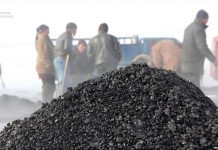 «Кыргызкөмүр»: Көмүрдүн баасын алып сатарлар эки эсеге көтөрүп жиберди