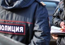 В Питере кыргызстанцы, угрожая ножом и скалкой, ограбили магазин