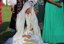 Эки жолдошу бар келин: статусту койгондон кийин билинип калды, – видео