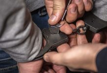 Задержанного в России по запросу Кыргызстана таджикистанца освободили