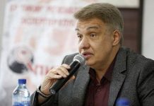 Саясат таануучу Игорь Шестаков: “Мыйзам шашылыш жазылган”