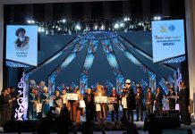 Төкмө акын Асылбек Маратов Казакстандагы айтышта баш байге алды