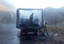 Жүк ташуучу унаа күйүп кетти