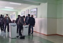 Бишкекте №1041 шайлоо тилкесинде электрондук урна иштебей калды