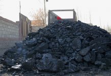 В Бишкеке началась масштабная заготовка угля. Адреса топливных баз