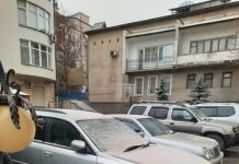 Бишкекте эмнеден улам күрөң кар жаады? Ден соолукка зыян эмеспи?