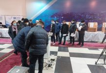 Бишкек шаарындагы №1053 шайлоо тилкесинде кезек жаралды