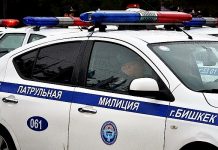 Убийство мужчины патрульным в Бишкеке. Трех милиционеров отпустили из СИЗО
