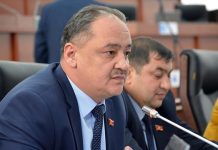 Мэр Узгена поздравил горожан на узбекском языке и получил выговор