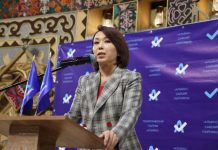 Чынар Капарова: “Элди сурантпай, элден сурап иш кыла турган заман эбак келген”