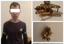 Тургундун үйүнө эшигин талкалап кирип, 235 000 сом турган алтын буюмдарын уурдап кеткен