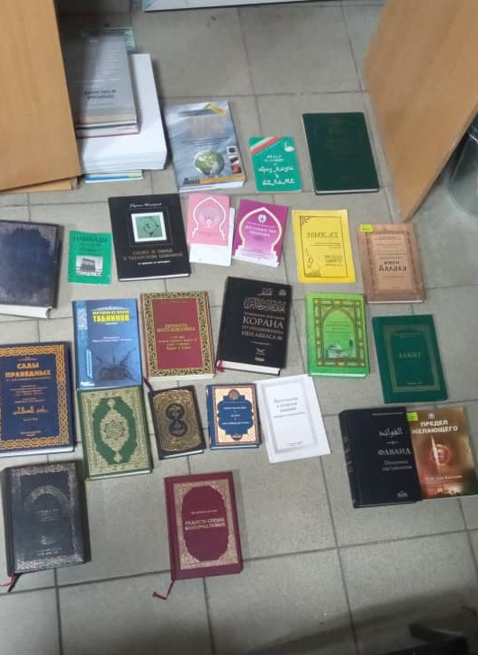 Whatsapp image 2021 11 11 at 14. 44. 03 1 лебединовка айылында каракчылык кылгандар кармалды, - видео