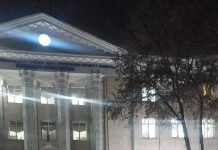 “Ата Мекен” партиясы БШКнын алдына митингге чыкты