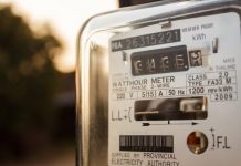 «Северэлектро» устанавливает абонентам с обычными счетчиками «орешковые» предохранители