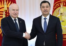 Садыр Жапаров встретился с председателем Исполкома СНГ Сергеем Лебедевым