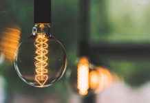 Бишкектин үч кичи райондорунда авариядан улам электр жарыгы өчүрүлдү