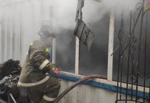 В пожаре в швейном цеху в Бишкеке погибла 4-летняя девочка. Фото