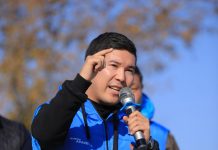 Алмаз уулу Аскар: «Кыргызстандын тагдырын өзгөртүү үчүн кайталангыс мүмкүнчүлүк алдык»