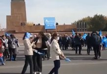 Партию «Азаттык» подозревают в использовании админресурса и подкупе голосов