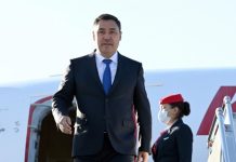 Садыр Жапаров прибыл в Стамбул для участия в Саммите ССТГ