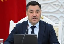 Садыр Жапаров встретился с главами миссий международных наблюдателей