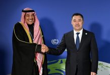 Садыр Жапаров Кувейттин премьер-министри менен пикир алмашты