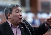 Выборы в ЖК. ЦИК отменила регистрацию Рыскелди Момбекова