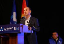 Абдывахап Нурбаев: “Эркин чечим чыгара алган бала коомго пайда алып келет”