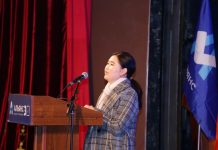 Жибек Ахмедова: “Эл үмүтүн актап, ак ниет кызмат кылам”