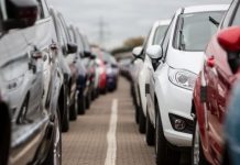 У кыргызстанцев есть еще месяц для переоформления авто с нулевой ставкой сбора