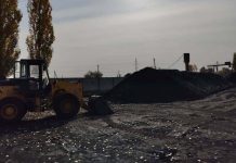 Торговцев угля в Бишкеке оштрафовали за завышение цен