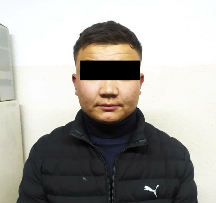 whatsapp image 2021 11 24 at 10 59 44 1 В Бишкеке банда подростков с пистолетом ограбила прохожего в парке. Фото