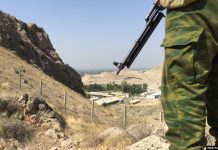 На границе Кыргызстана и Таджикистана вновь слышны выстрелы