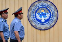 УКМК Кара-Кечедеги “Альфанын” кызматкерлери менен айдоочулардын чыры боюнча үн катты