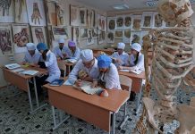 В Кыргызстане закроют некоторые медицинские вузы? Комментарий АДС