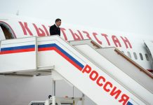 Садыр Жапаров Санкт-Петербург шаарына учту