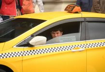 Еще в одном регионе России мигрантам запретили работать в автобусах и такси