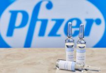 SCMP: вакцина Pfizer в 32 раза менее эффективна против омикрона-штамма