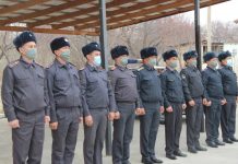 Лейлекте дүкөндөргө уурулукка кирип жүргөн 32 жаштагы аял кармалды