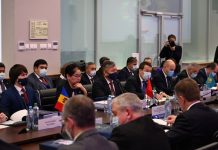 Арзыбек Кожошев КМШнын Экономикалык кеңешинин жыйынына катышты