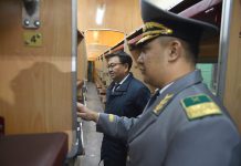 Кыргызстанга жүк ташуучу вагондордун биринчи партиясы келди