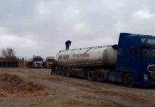 В ГКНБ опровергают информацию о контрабандном вывозе ГСМ в Таджикистан